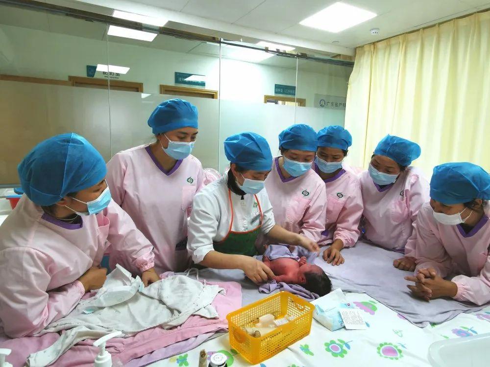 遂宁妇婴监护型护送